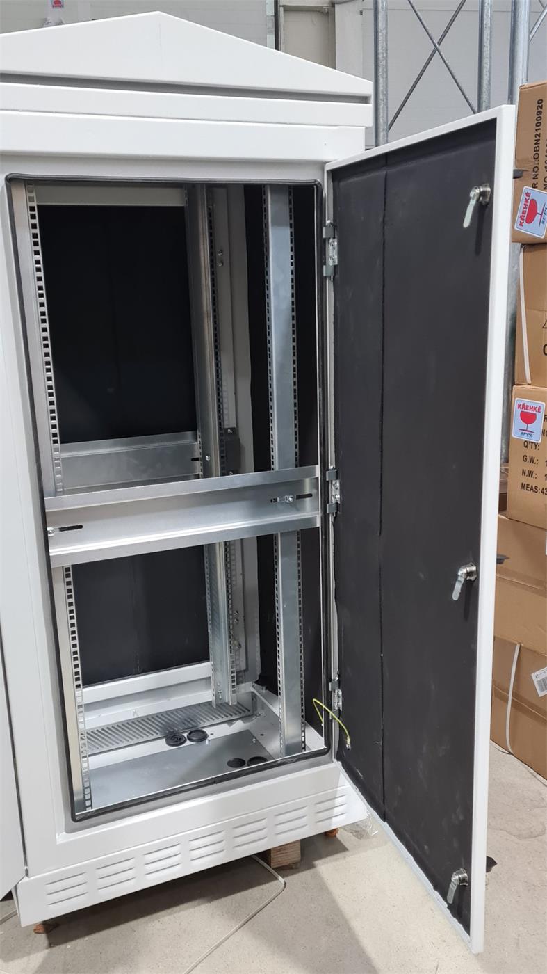 Masterlan thermostat, fan, 30U/800mm, outdoor cabinet side doors 19\