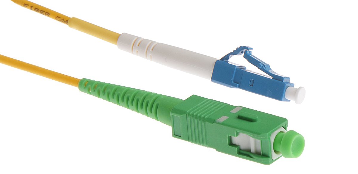 Masterlan fiber optic patch cord, LCupc-SCapc, Singlemode 9/125, simplex, 2m